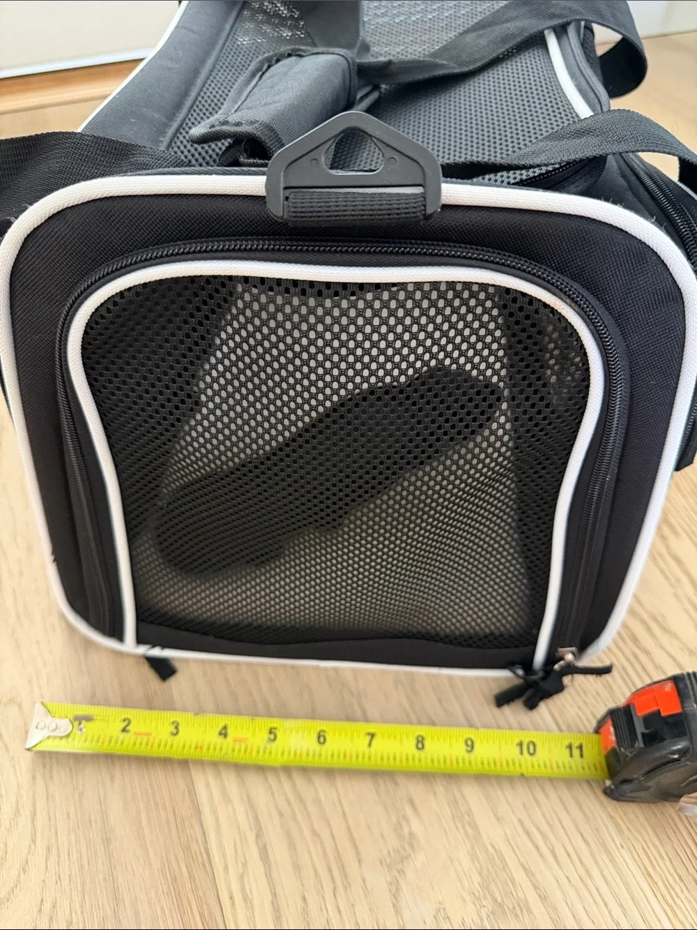 Black and White Mesh Pet Carrier (small 11x28inches)